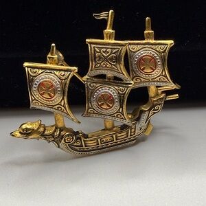 Vintage Spanish Galleon Gold and Silver Toned Pin/ Brooch
